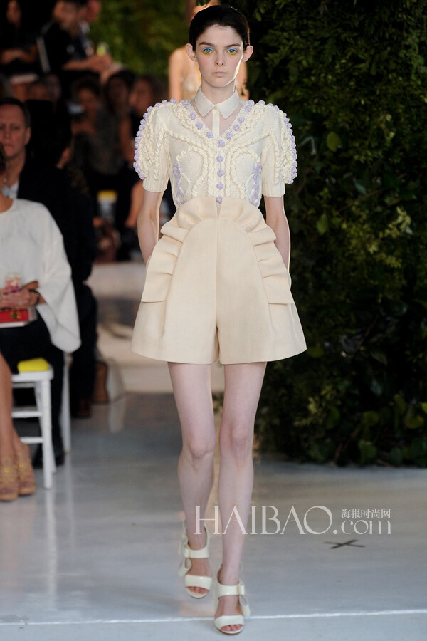 西班牙传统工艺的浪漫主义表达！Delpozo 2014春夏女装秀