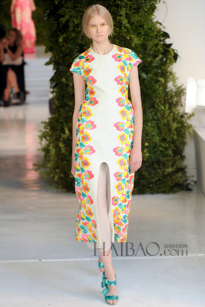 西班牙传统工艺的浪漫主义表达！Delpozo 2014春夏女装秀