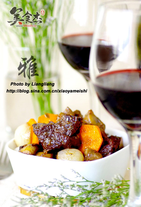 【红酒炖牛肉】