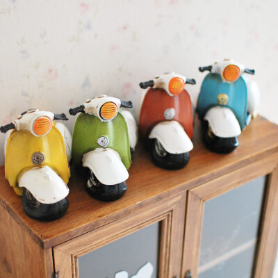 一套独家&deg;杂货复古做旧经典大龟王摩托储钱罐/拍照道具