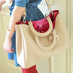 2013新款巴黎时装周新入内里拼色时尚百搭撞色手提斜跨包包邮