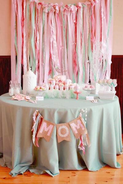 A Mother's Soiree via Kara's Party Ideas