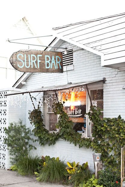 一间坐落在曼彻斯特的小店——Surf Bar（海浪酒吧）。