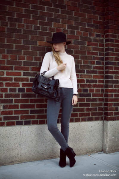 HAT H&amp;M . KNIT Zara. JEANS J brand. WATCH Lasson &amp; Jennings. BOOTS Belle by Sigerson Morrison.