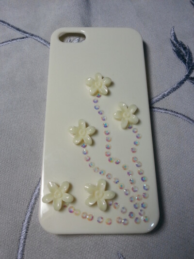 iphone5/5s DIY手机壳 保护壳 包邮 水钻外壳 象牙白小雏菊