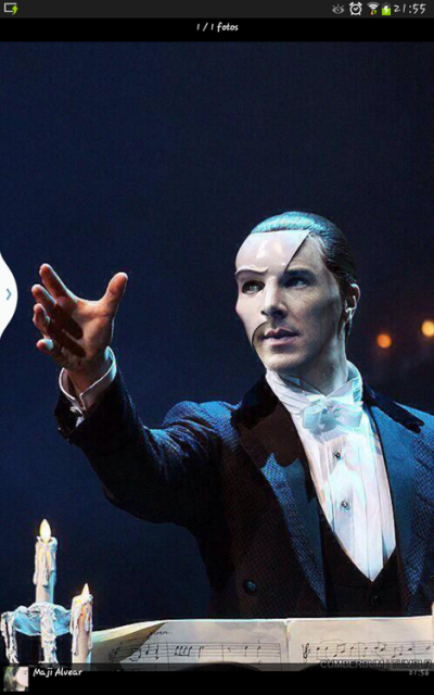 OMG the phantom of the opera with bennedict…. when my friend send it to me I turn white… hes just perfect… come to my arms benny!!