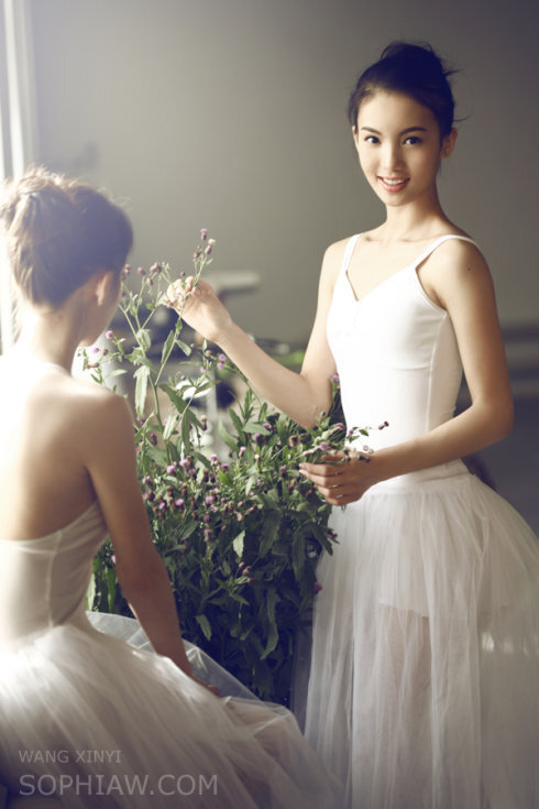 花与爱丽丝，芭蕾girls