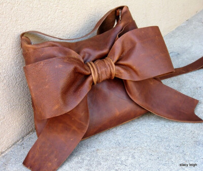 Distressed Brown Leather Bow Cross Body Bag
