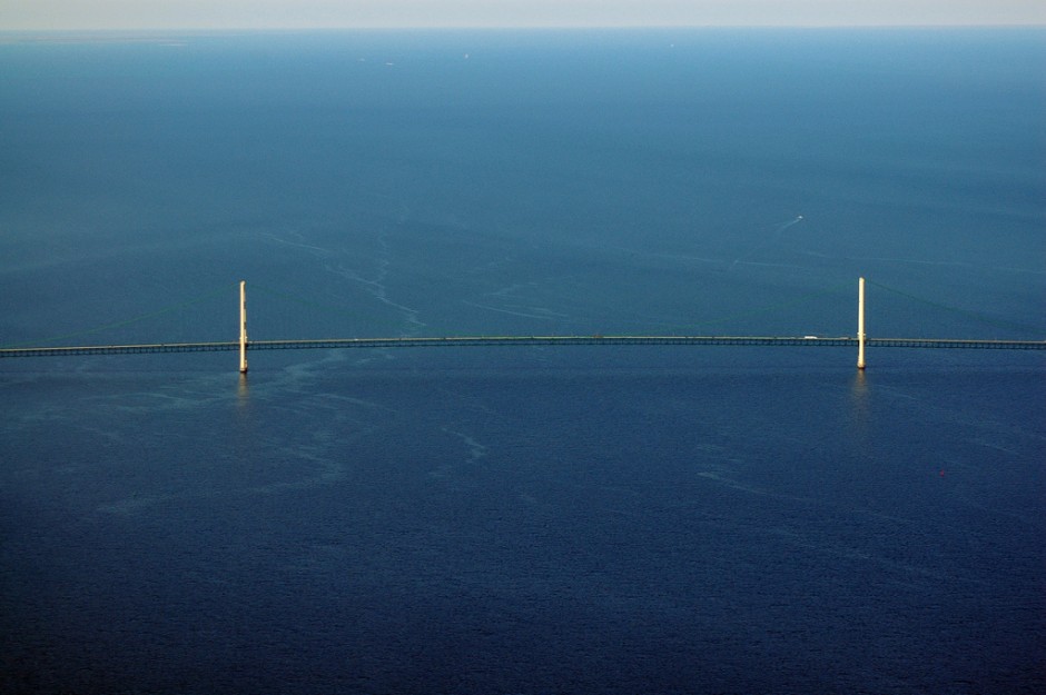 10 Mackinac Bridge, Michigan Connecting Michigan’s two peninsulas, the five-mile Mackinac Bridge is the dividing line between Lake Huron and Lake Michigan. Every Labor Day, the bridge is opened to pedestrians, and tens of thousands of people converge on it to take part in the Mackinac Bridge Walk.