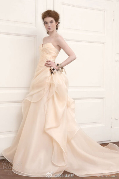 Atelier Aimee 2013婚纱系列，浪漫的桃色系婚纱