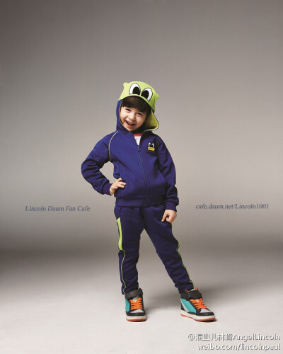 【Pancoat Kids 2013 F/W Lookbook】 好喜欢这个萌萌的小熊熊林肯~ 林肯的笑容真是暖暖的 有趣的小表情加上动作 萌死了