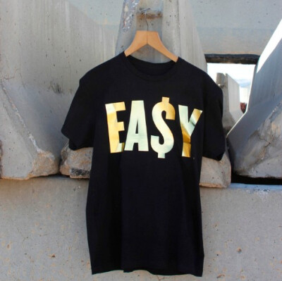 美国潮牌EASYMONEY周年纪念金色字体logo印花短袖 Classic Gold T