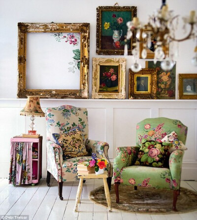 (via Interiors: Preloved delights with vintage-chic aficionado, Sarah Moore | Mail Online)