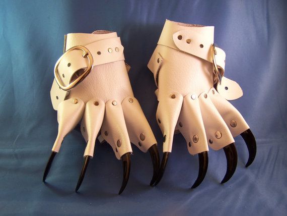 White Gothic Steampunk Claw Gauntlets / Gloves / Medievalfashion