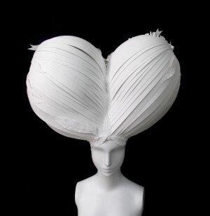 Nikki Nye &amp; Amy Flurry, paper wigs