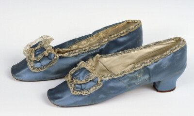 Blue boudoir slippers, 1865-1875.
