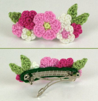 crocheted posy barrette by planetjune