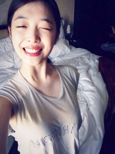 131023 Sulli me2day update 여러부운~~~감기 조심 하세요!^^ #설리#