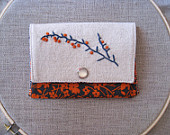 Small wallet with hand embroidery / Change purse - Navy Tangerine Floral