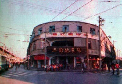 80年代拥挤的上海旧影（组图）