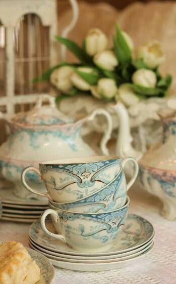 Tea cups