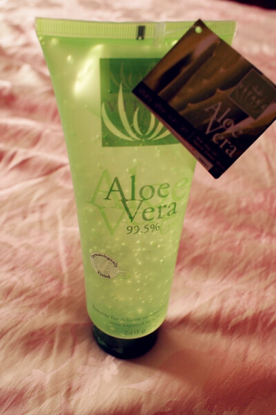 泰国 VITARA ALOE VERA 99.5% 芦荟胶保湿补水晒后修复啫喱240g