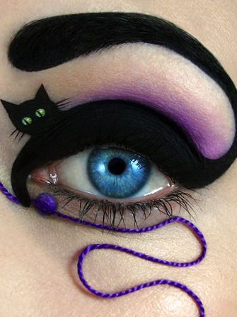 Literal Cat Eye | http://amazingeyemakeuptips.blogspot.com