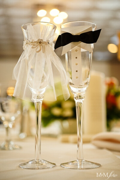 For the new Mr. &amp; Mrs. ... bride and groom toasting glasses! Super cute