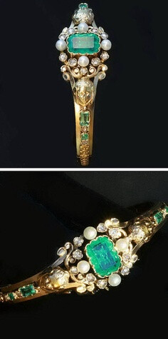 Antique Emerald Diamonds &amp; Pearls Gold Bangle by Bapst &amp; Falize - Circa 1860-1870