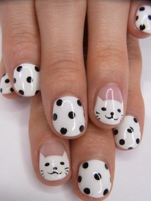 Kitty cat polka dots