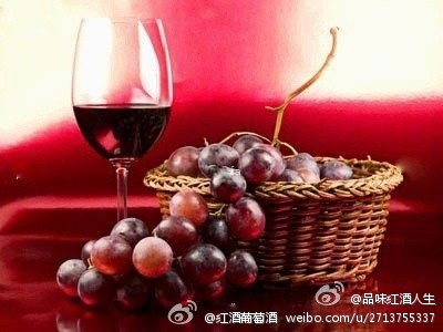 【全球7大贵族葡萄品种】1、勃艮第黑比诺Pinot Noir；2、波尔多赤霞珠Cabernet Sauvignon；3、法国罗讷河谷西拉Syrah；4、法国卢瓦尔河谷白诗南Chenin Blanc；5、意大利皮耶蒙特内比奥罗Nebbiolo；6、意大利托斯卡纳桑娇维塞Sangiovese；7、德国莱