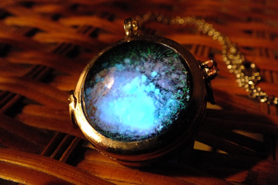 Glow In The Dark Silver Glass Orb Galaxy Necklace