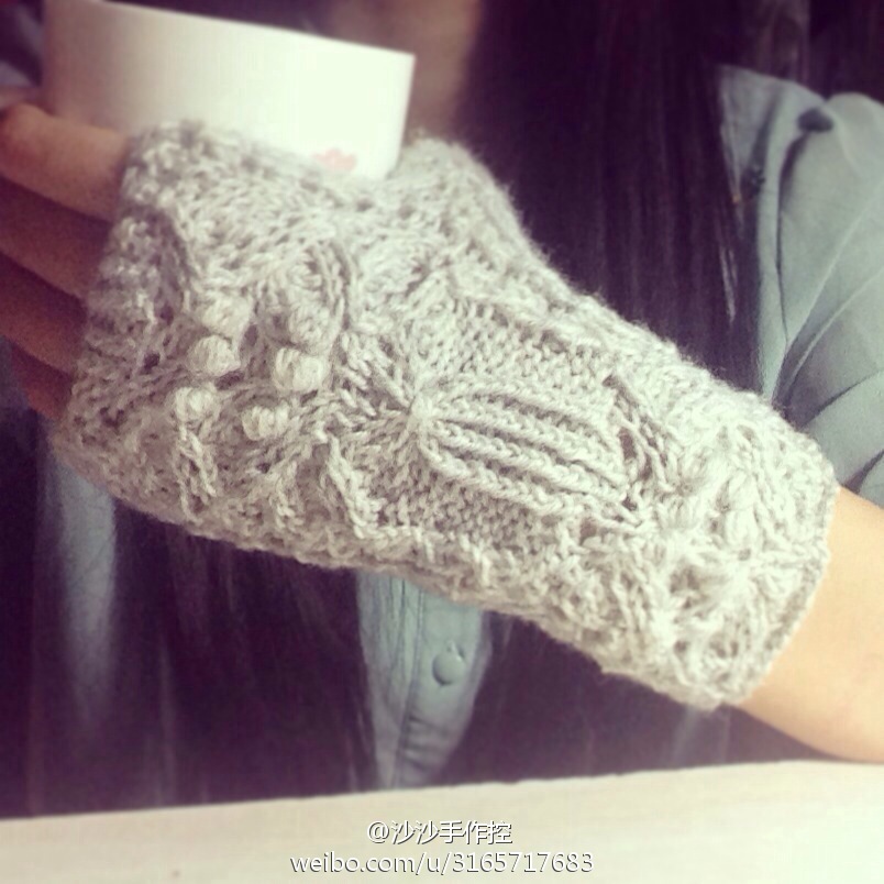 手工编织手套，冬天的温暖~~~