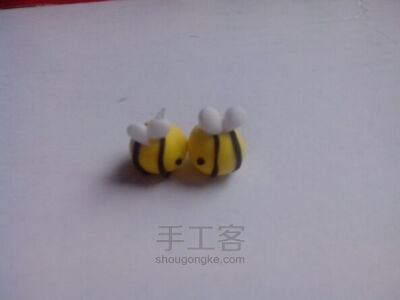两只小蜜蜂粘土教程手工客shougongke.con