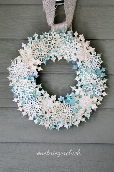 DIY snowflake wreath