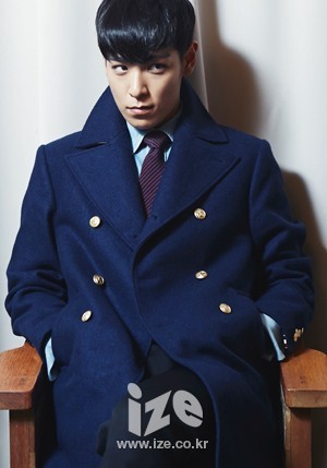 #同窗生大发# 【PIC】ize更新采访一则：T.O.P“最近有勇敢的想法”。那么帅...