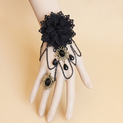 黑色复古花朵手工原创外贸蕾丝手链连戒指一体链