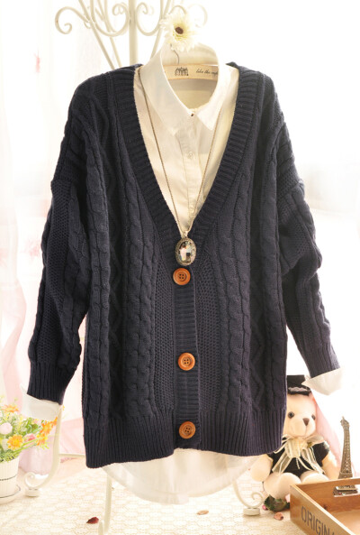2013冬季新款 韩版甜美针织开衫 森女系麻花棒针宽松加厚毛衣外套