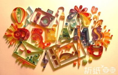 一组颜色非常艳丽的衍纸作品