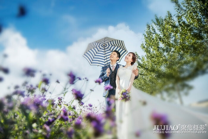 有爱的心情：天地之间一片自然之中，有你有我，有我们的永恒，有我们的誓言，让天地为我们作证，我爱你会如同你爱我一般永恒不变。 公司名称：天津聚焦婚纱摄影工作室 公司地址：天津市红桥区丁字沽一号路与光荣道交口西沽公园正门旁 联系电话：022-60999022 QQ：800058955