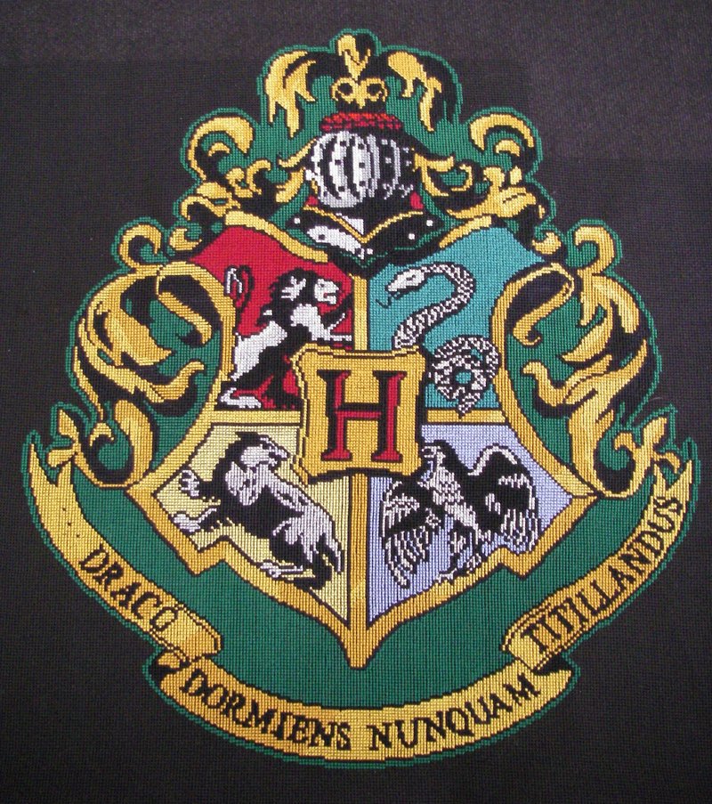 hogwarts crest cross-stitch v by white-f… - 堆糖,美图壁纸兴趣社