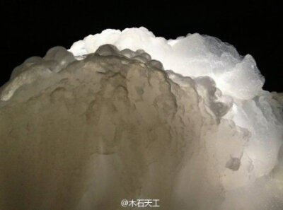 【泡沫云海】名和晃平（Kohei Nawa） http://t.cn/8k5a7s9