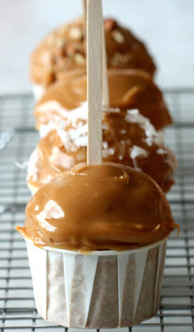 Caramel Apple Cupcakes with Cream Cheese Filling