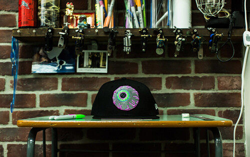 Mishka x New Era 10周年缝名字订制帽子款_1号报_www.viewones.com