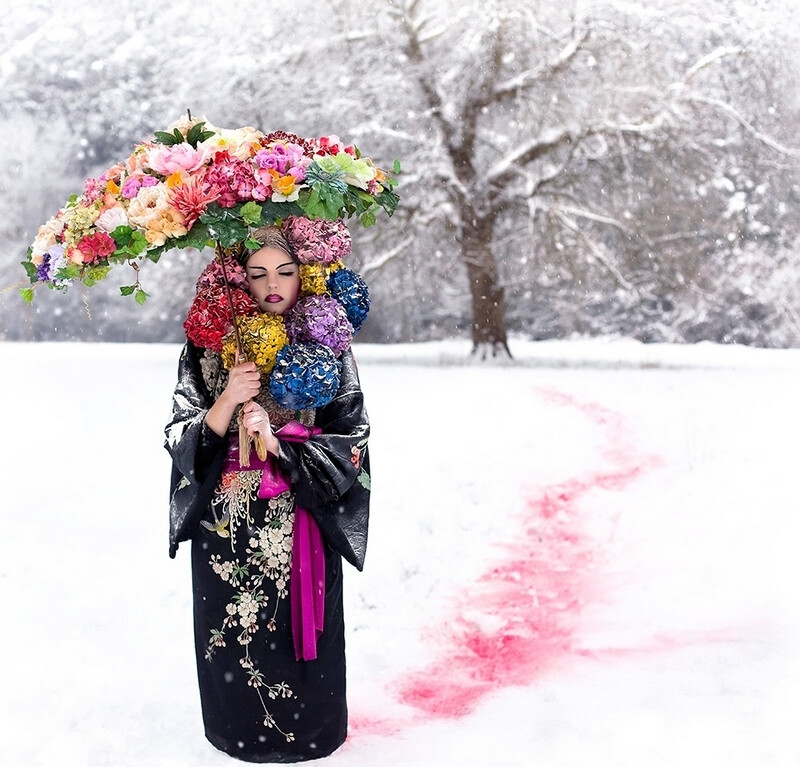 女摄影师拍“神话梦”纪念母亲