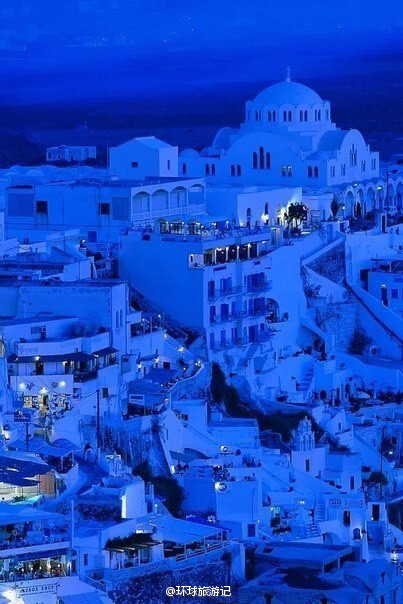 Santorini爱琴海诸岛里的圣托里尼岛(photos from Internet)