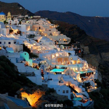 Santorini爱琴海诸岛里的圣托里尼岛(photos from Internet)