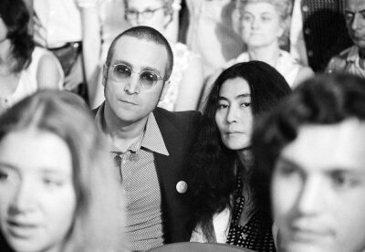 John Lennon & Yoko Ono丨1980年的今天，列侬被歌迷枪杀