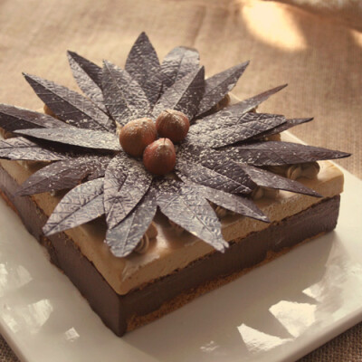 挪威的森林榛子威士忌巧克力蛋糕%黑生日聚会午茶限成都