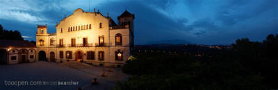 繁华都市夜景之欧洲古城堡高清背景图片素材
